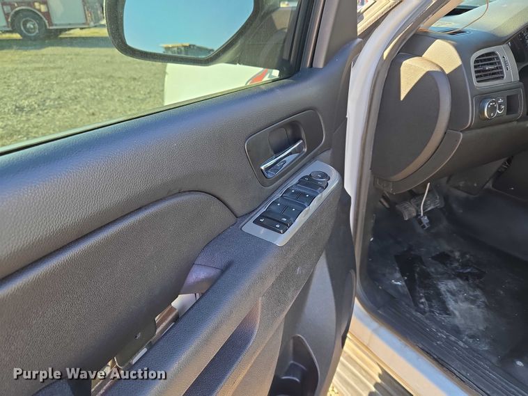 image for item EU5112 2014 Chevrolet Tahoe Police SUV