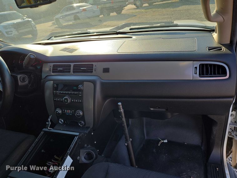 image for item EU5112 2014 Chevrolet Tahoe Police SUV