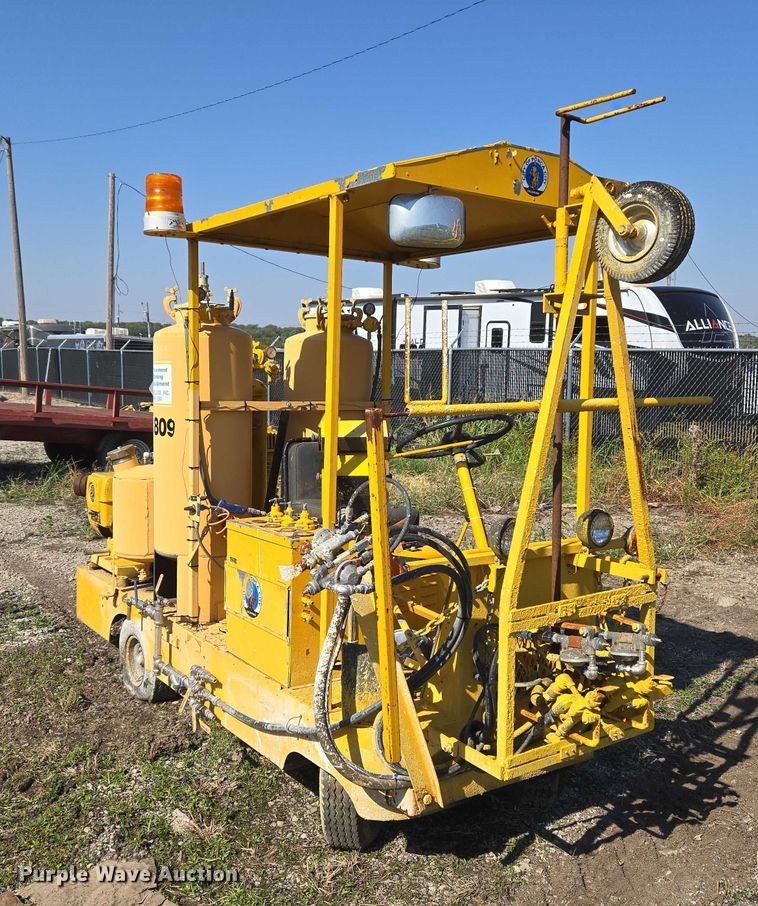 image for item EU5116 Kelly-Creswell WV50 paint striping machine