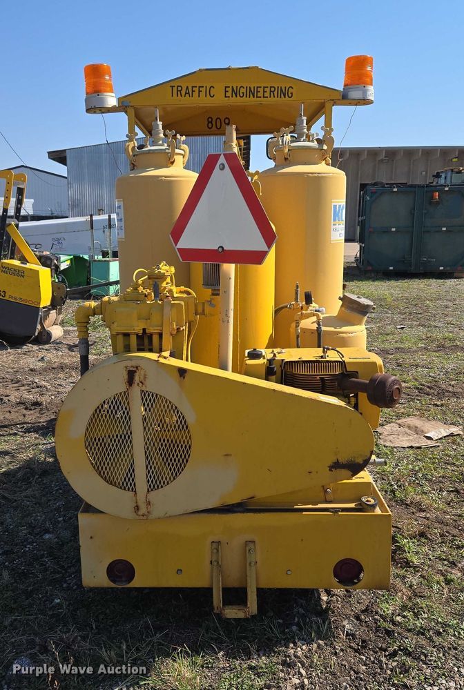 image for item EU5116 Kelly-Creswell WV50 paint striping machine