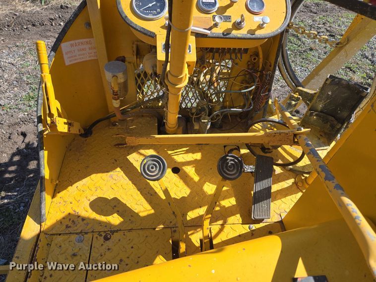 image for item EU5116 Kelly-Creswell WV50 paint striping machine