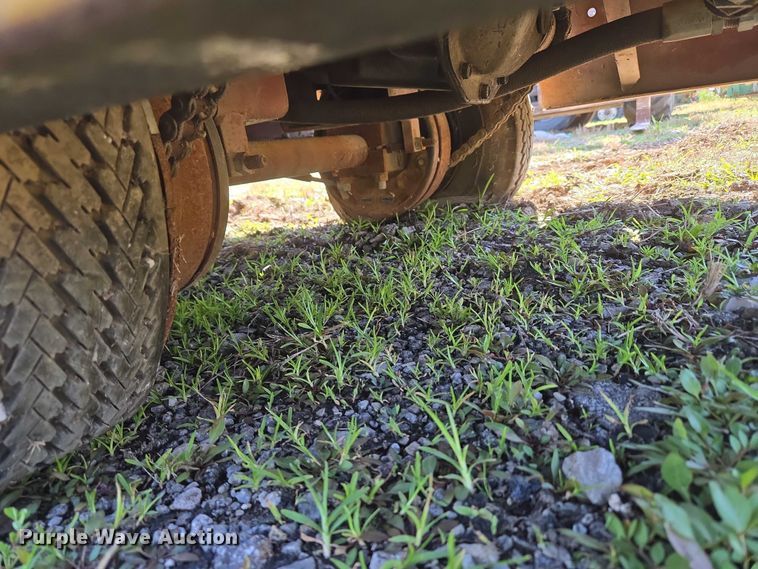 image for item EU5116 Kelly-Creswell WV50 paint striping machine