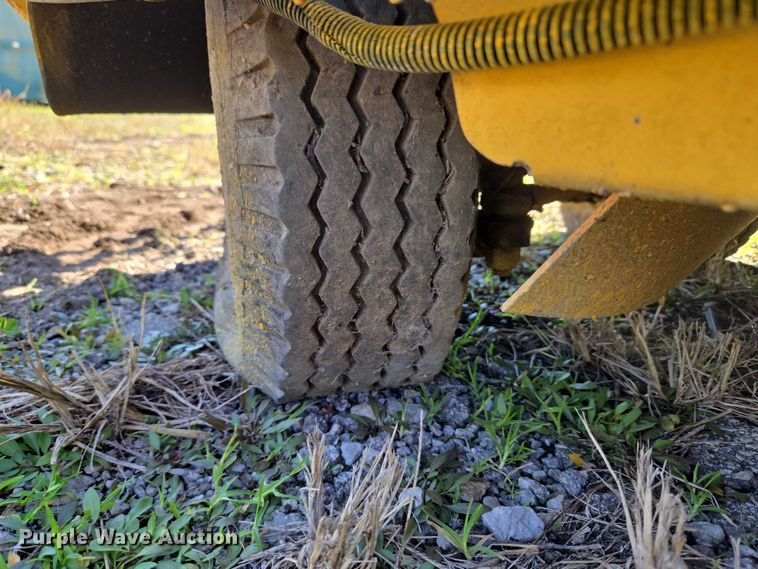 image for item EU5116 Kelly-Creswell WV50 paint striping machine