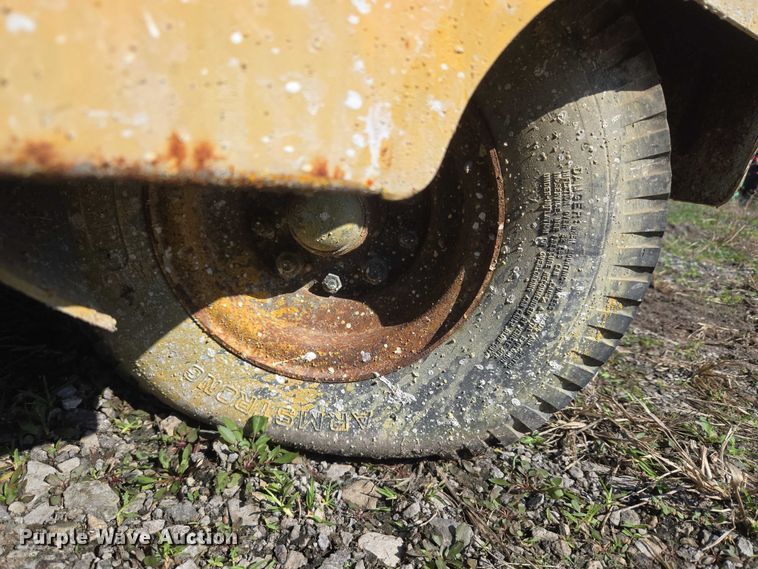 image for item EU5116 Kelly-Creswell WV50 paint striping machine