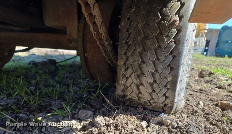 image for item EU5116 Kelly-Creswell WV50 paint striping machine