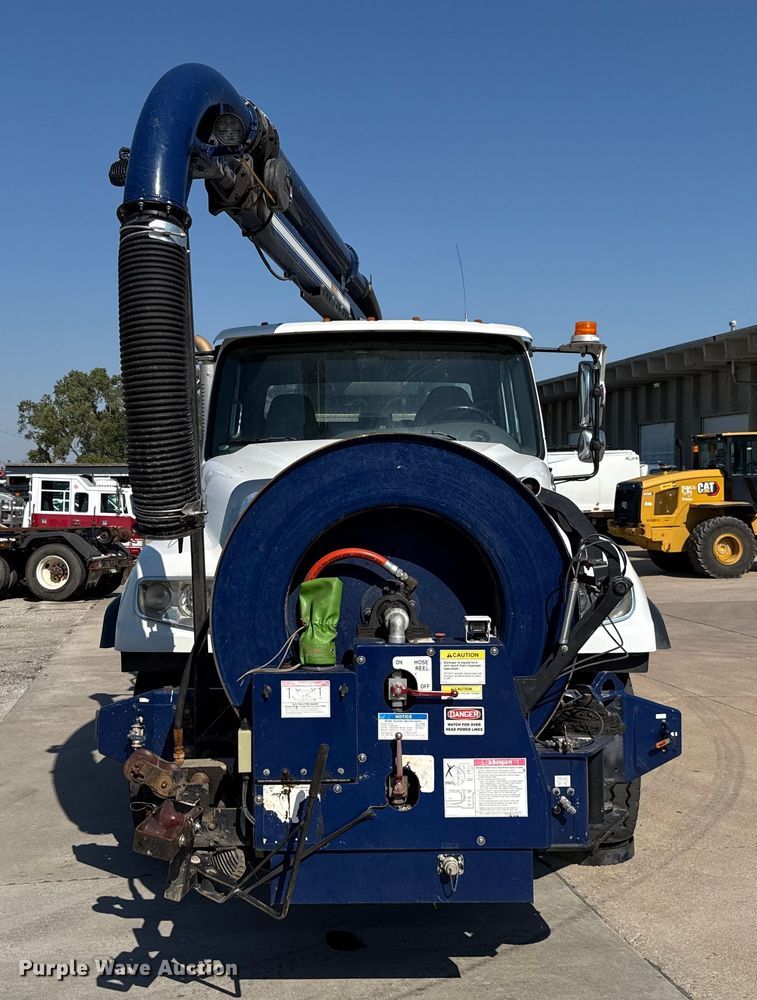 image for item EU5117 2015 Freightliner 114SD sewer jetter truck