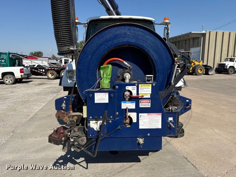 image for item EU5117 2015 Freightliner 114SD sewer jetter truck