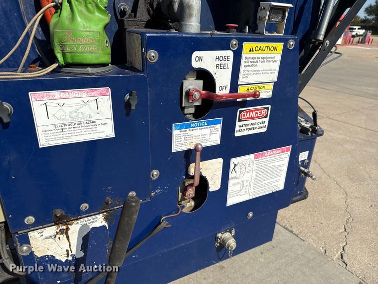 image for item EU5117 2015 Freightliner 114SD sewer jetter truck