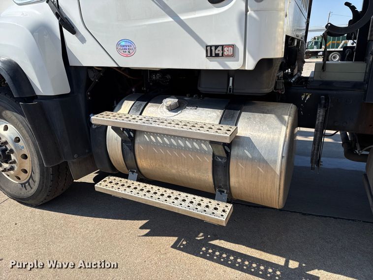 image for item EU5117 2015 Freightliner 114SD sewer jetter truck