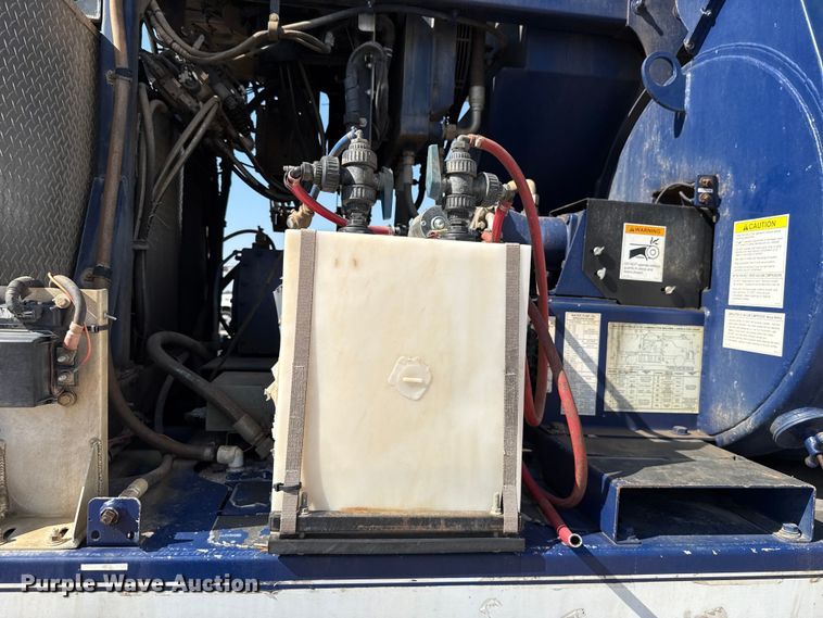 image for item EU5117 2015 Freightliner 114SD sewer jetter truck