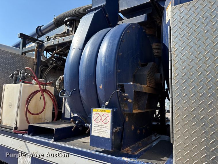 image for item EU5117 2015 Freightliner 114SD sewer jetter truck