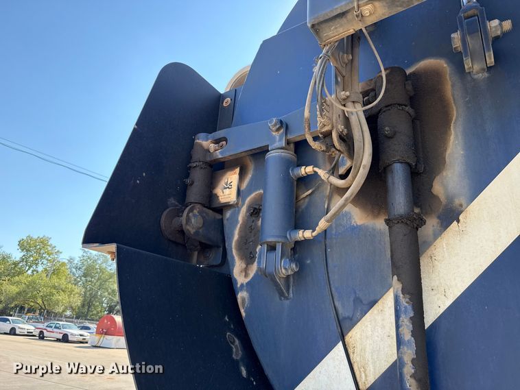 image for item EU5117 2015 Freightliner 114SD sewer jetter truck