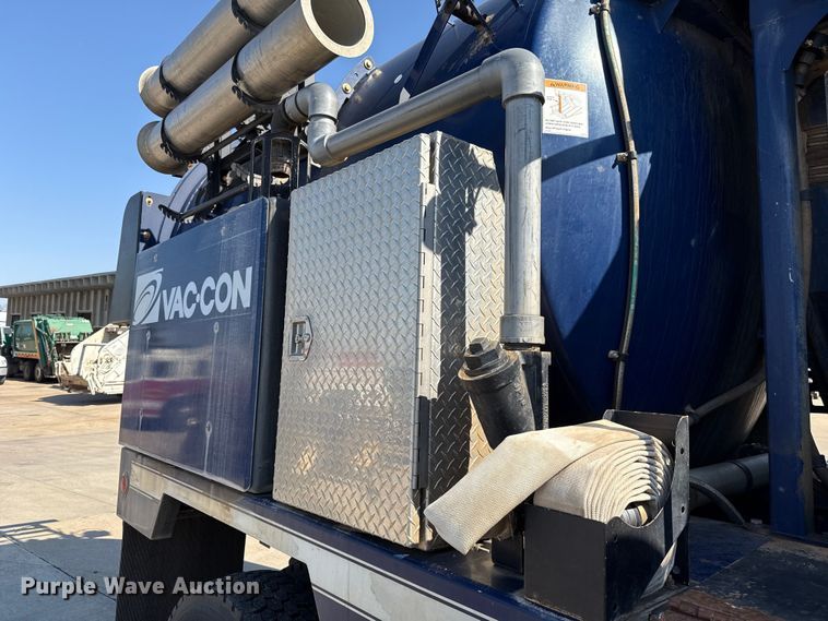 image for item EU5117 2015 Freightliner 114SD sewer jetter truck