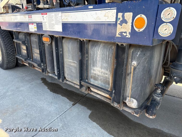 image for item EU5117 2015 Freightliner 114SD sewer jetter truck