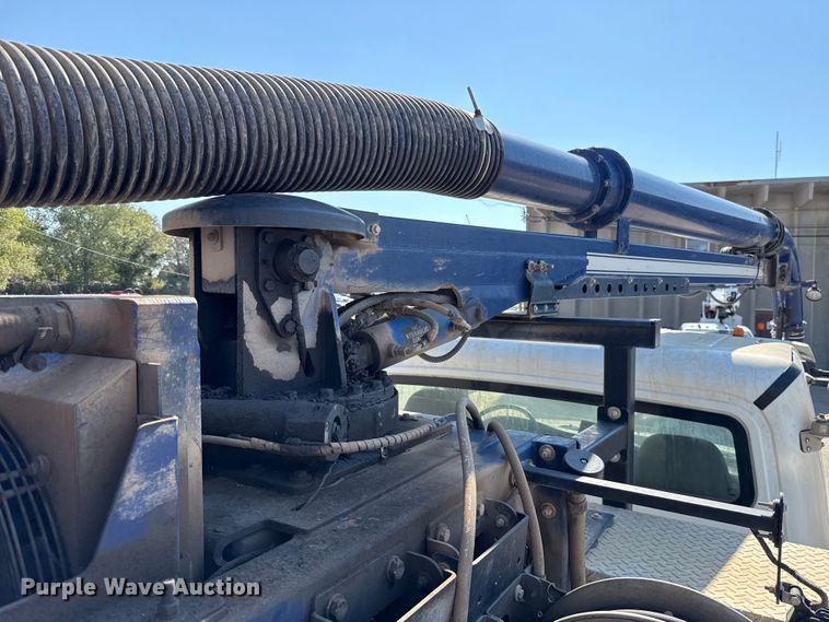 image for item EU5117 2015 Freightliner 114SD sewer jetter truck