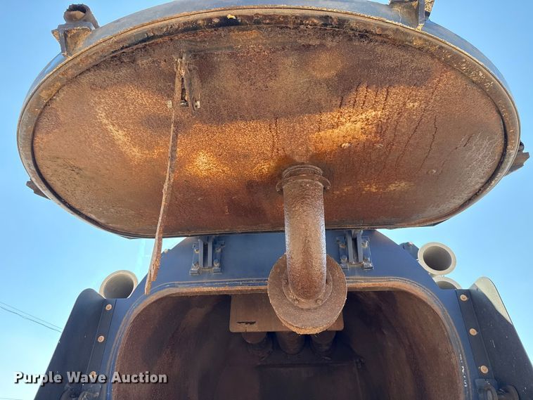 image for item EU5117 2015 Freightliner 114SD sewer jetter truck