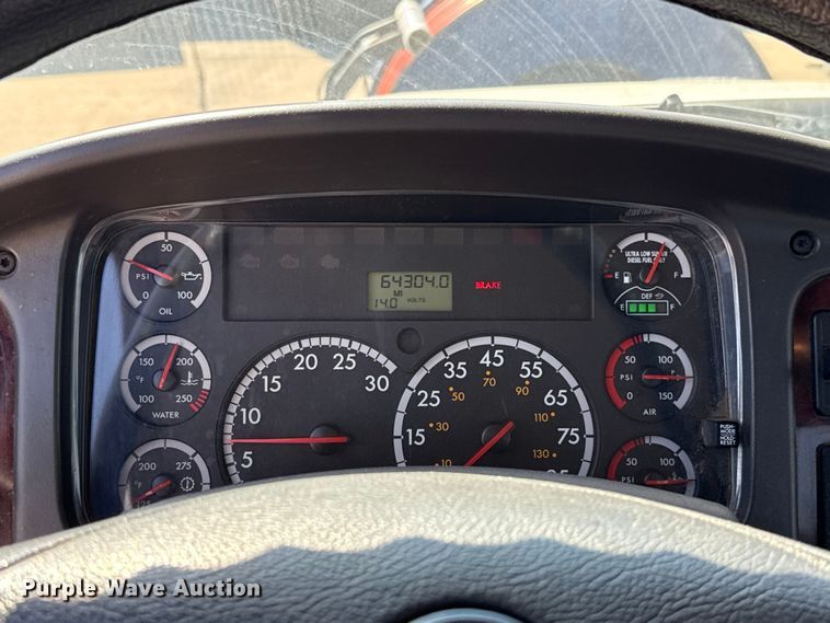 image for item EU5117 2015 Freightliner 114SD sewer jetter truck