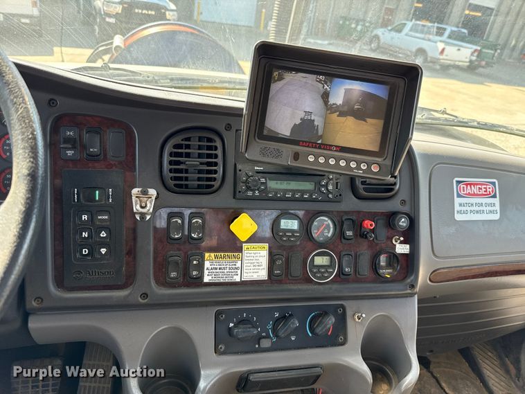 image for item EU5117 2015 Freightliner 114SD sewer jetter truck