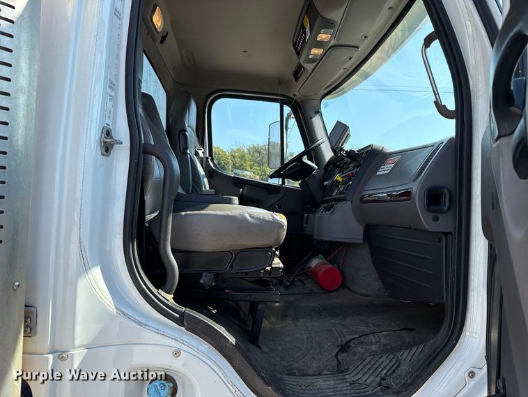 image for item EU5117 2015 Freightliner 114SD sewer jetter truck