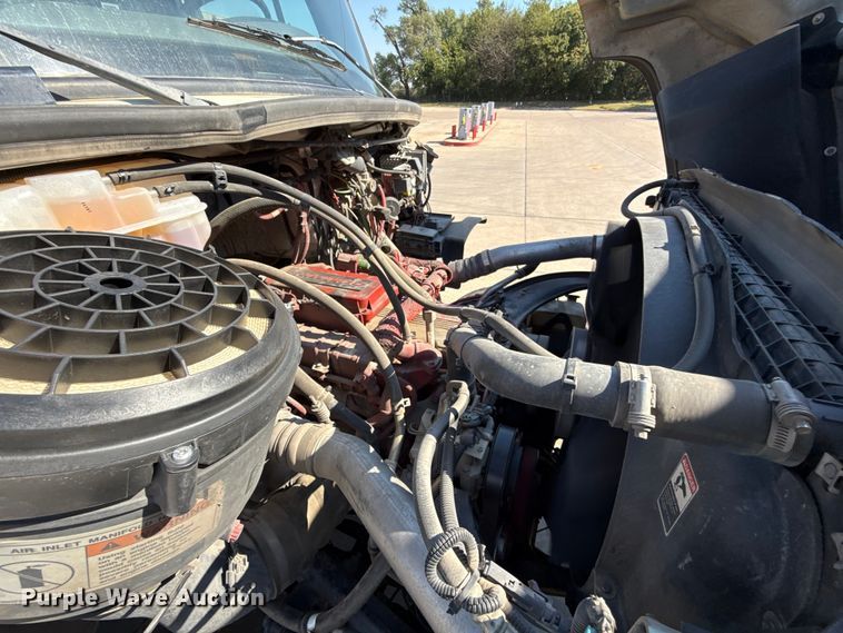 image for item EU5117 2015 Freightliner 114SD sewer jetter truck