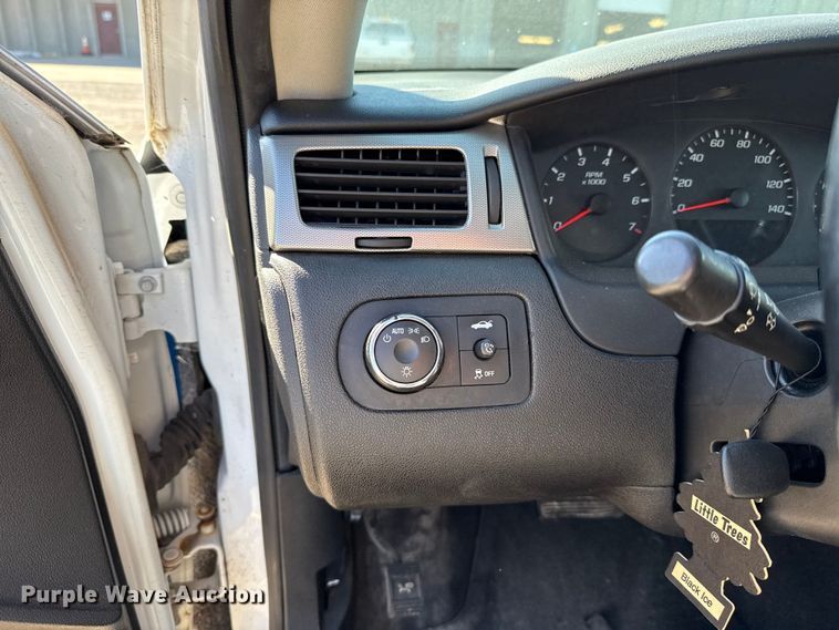 image for item EU5120 2013 Chevrolet Impala Police 