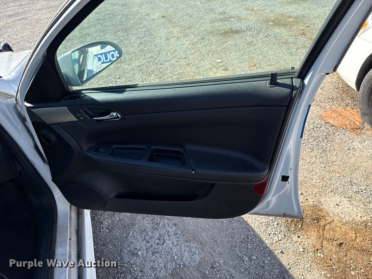 image for item EU5120 2013 Chevrolet Impala Police 