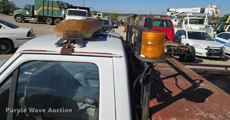 image for item EU5122 1994 Ford F150 pickup truck