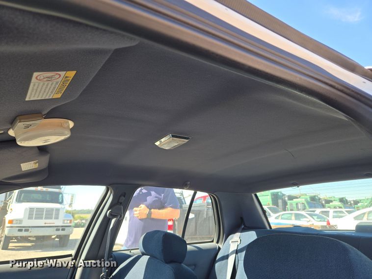 image for item EU5123 2000 Ford Crown Victoria Police Interceptor 