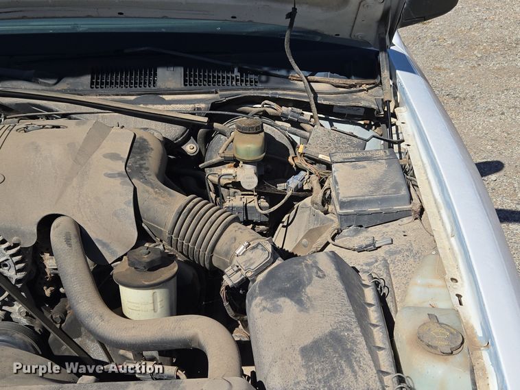 image for item EU5123 2000 Ford Crown Victoria Police Interceptor 