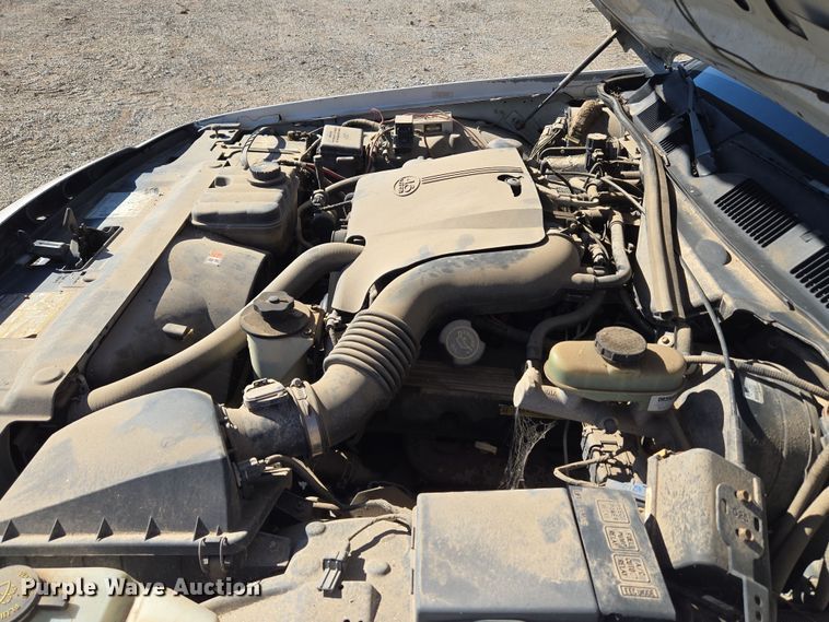 image for item EU5123 2000 Ford Crown Victoria Police Interceptor 