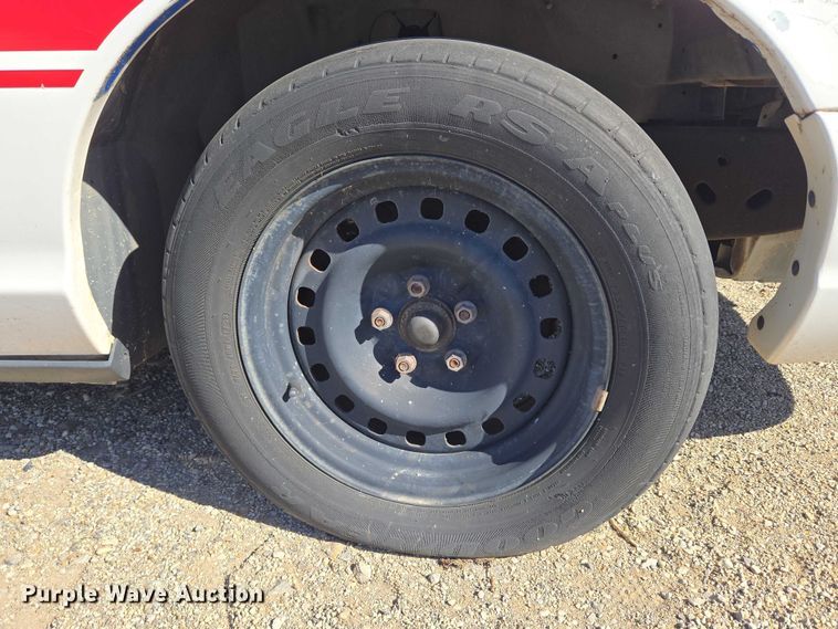 image for item EU5123 2000 Ford Crown Victoria Police Interceptor 