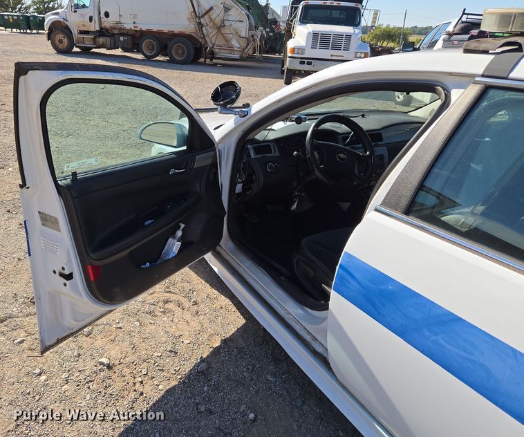 image for item EU5124 2011 Chevrolet Impala Police 