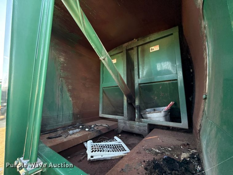 image for item EU5126 2012 Crane Carrier Low Entry refuse truck