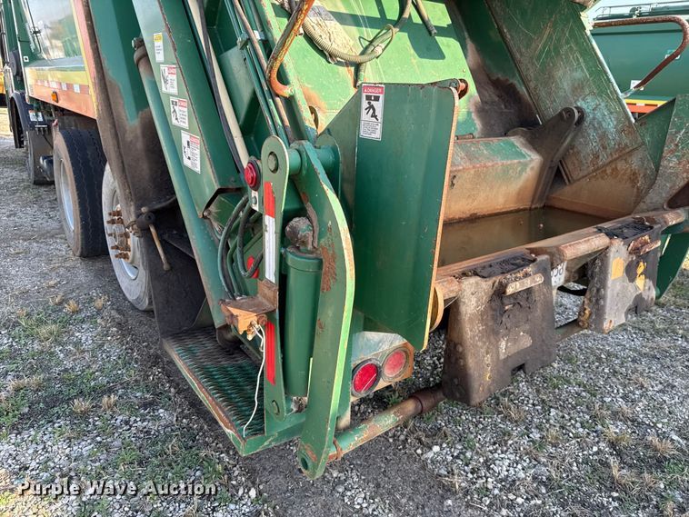 image for item EU5126 2012 Crane Carrier Low Entry refuse truck