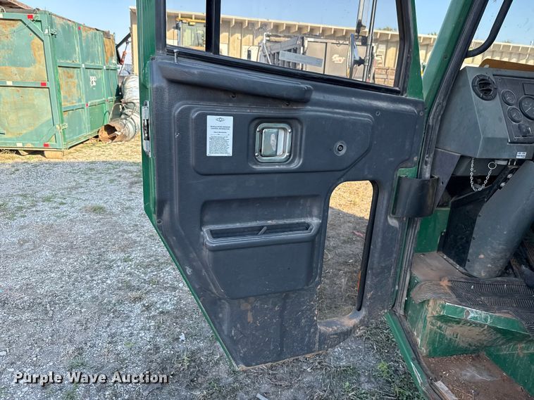 image for item EU5126 2012 Crane Carrier Low Entry refuse truck