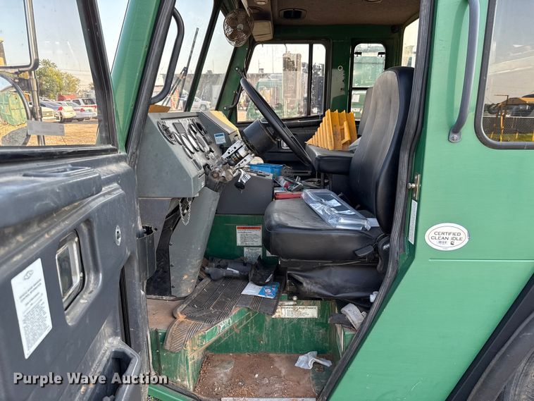 image for item EU5126 2012 Crane Carrier Low Entry refuse truck