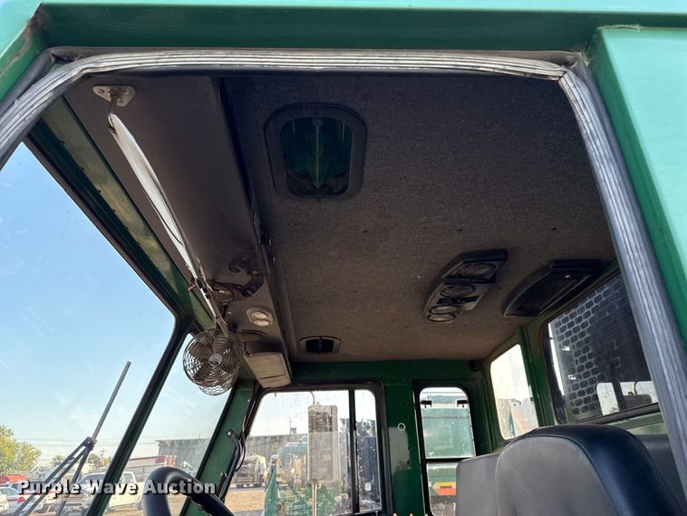 image for item EU5126 2012 Crane Carrier Low Entry refuse truck