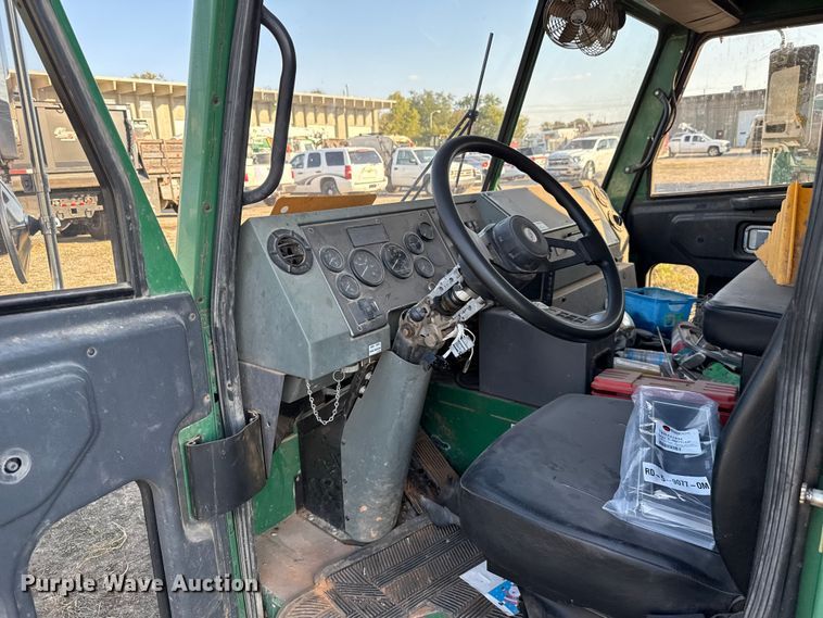 image for item EU5126 2012 Crane Carrier Low Entry refuse truck