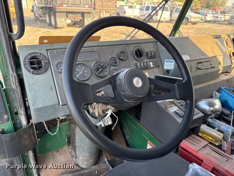 image for item EU5126 2012 Crane Carrier Low Entry refuse truck