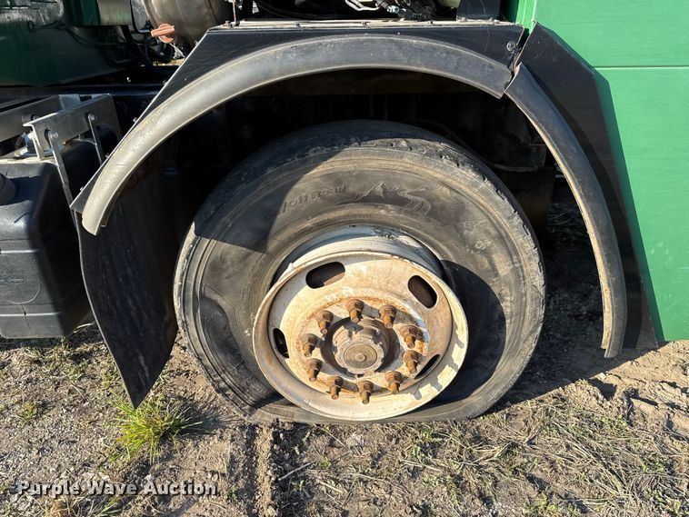 image for item EU5126 2012 Crane Carrier Low Entry refuse truck