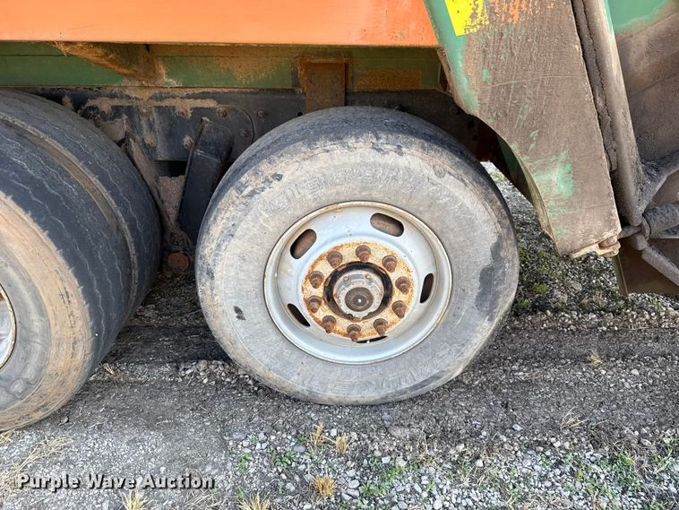 image for item EU5126 2012 Crane Carrier Low Entry refuse truck