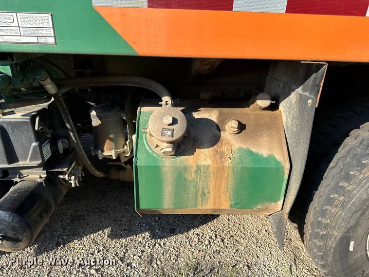 image for item EU5129 2016 Crane Carrier Low Entry refuse truck