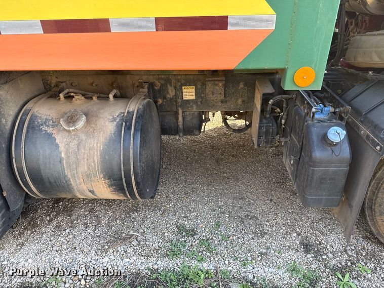 image for item EU5129 2016 Crane Carrier Low Entry refuse truck