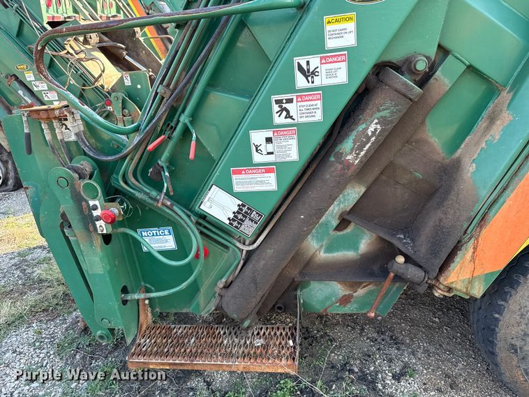 image for item EU5129 2016 Crane Carrier Low Entry refuse truck