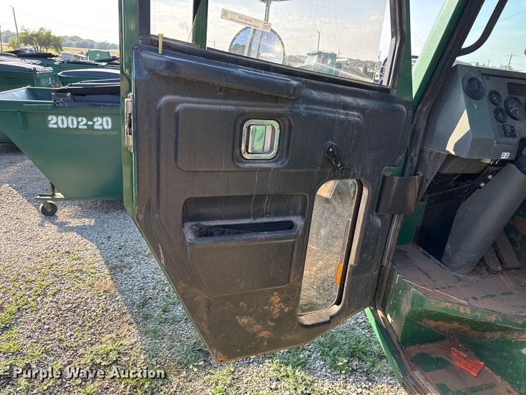 image for item EU5129 2016 Crane Carrier Low Entry refuse truck