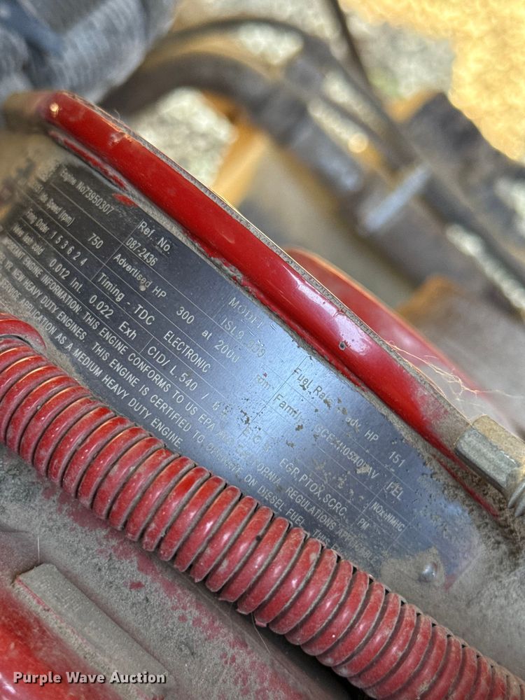 image for item EU5129 2016 Crane Carrier Low Entry refuse truck