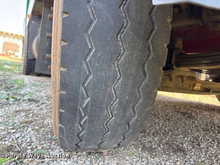 image for item EU5129 2016 Crane Carrier Low Entry refuse truck