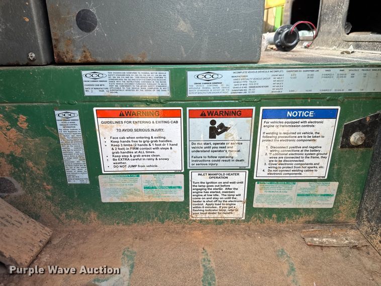 image for item EU5129 2016 Crane Carrier Low Entry refuse truck