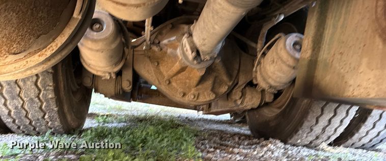 image for item EU5130 2015 Crane Carrier Low Entry refuse truck