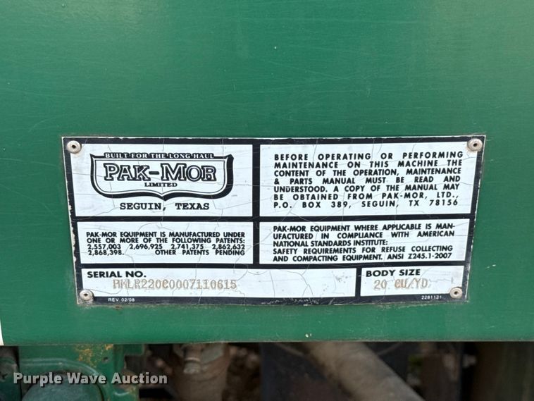 image for item EU5130 2015 Crane Carrier Low Entry refuse truck